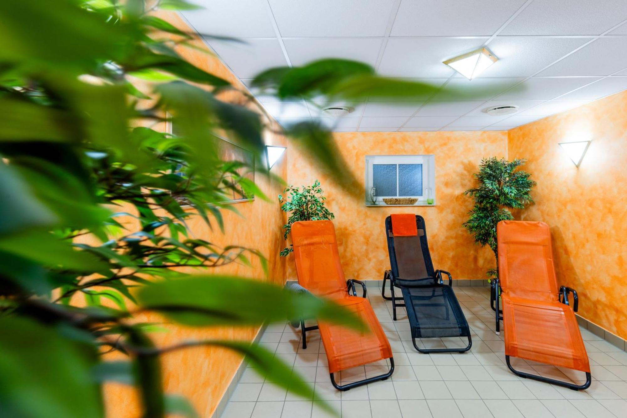 Hotel Gondelfahrt Курорт Юнсдорф Екстериор снимка